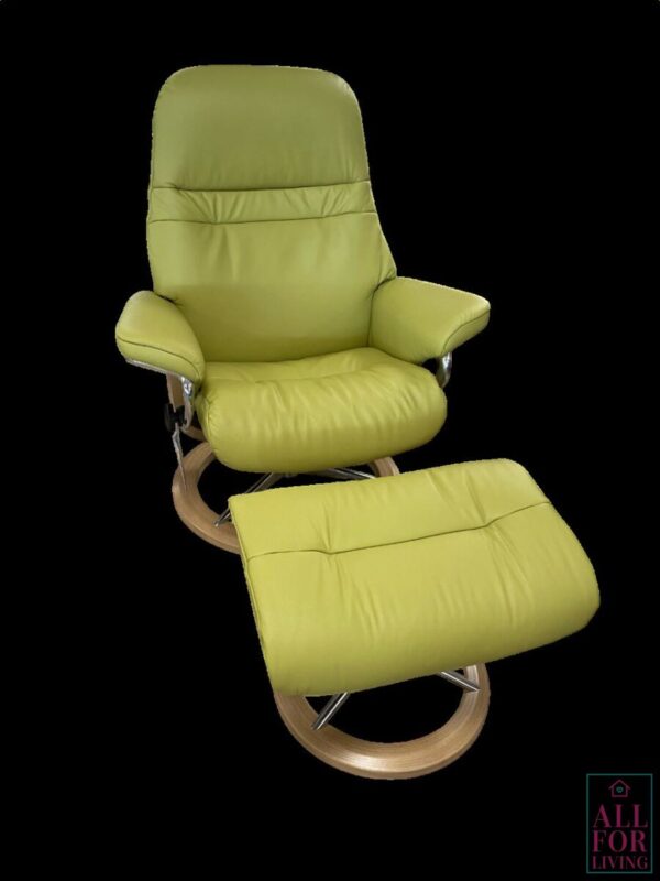 Stressless® Sunrise (M) Signature Sessel mit Hocker Paloma Amber Green